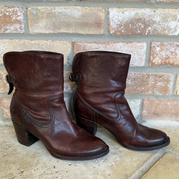 Frye Lucinda Short Boot Mahogany size 10 - Picture 1 of 10